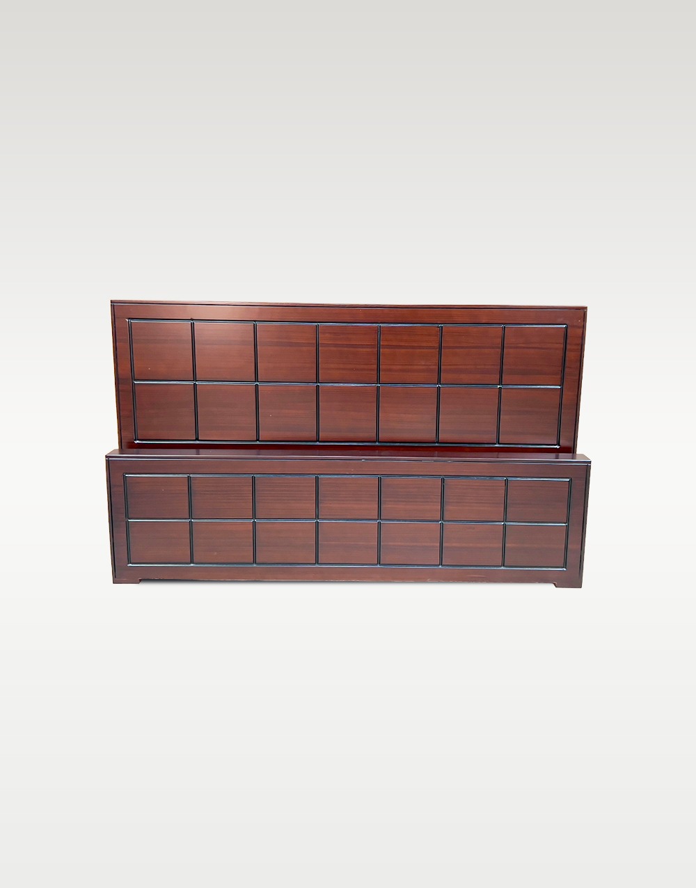 Furnicom Beds / Bedroom set / Bedset / Bed