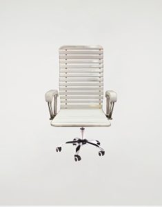 Curvylinear Wooden Boss Chair FCWC 8